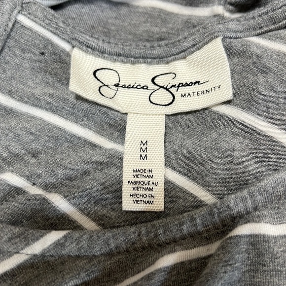 Jessica Simpson maternity striped top - Picture 6 of 6